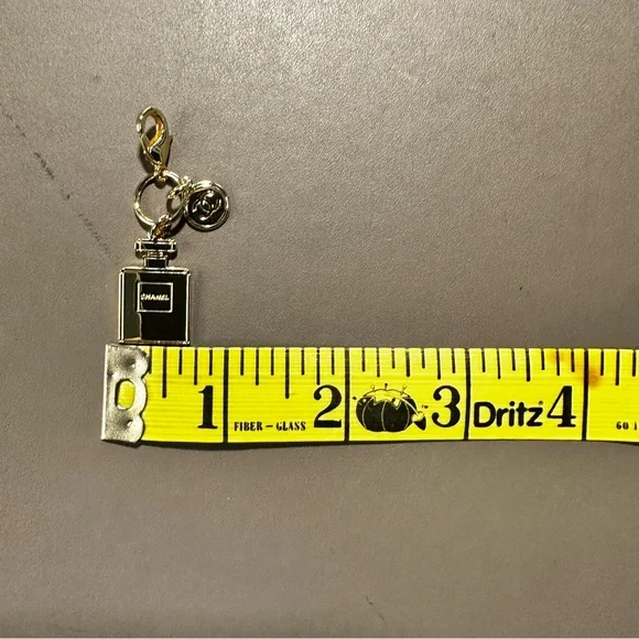 CHANEL Gold Perfume Bottle Keychain - Picture 2 of 3